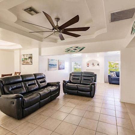 New! Dock Canal Family Home W/Pool & Gulf Access! North Fort Myers Extérieur photo